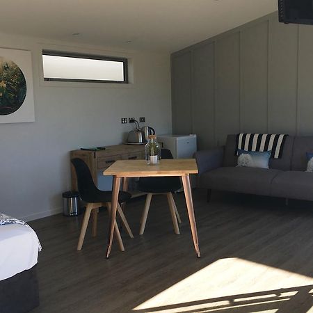 Kohimarama Beach Bed & Breakfast - Style And Privacy In Superb Location Auckland Exterior photo